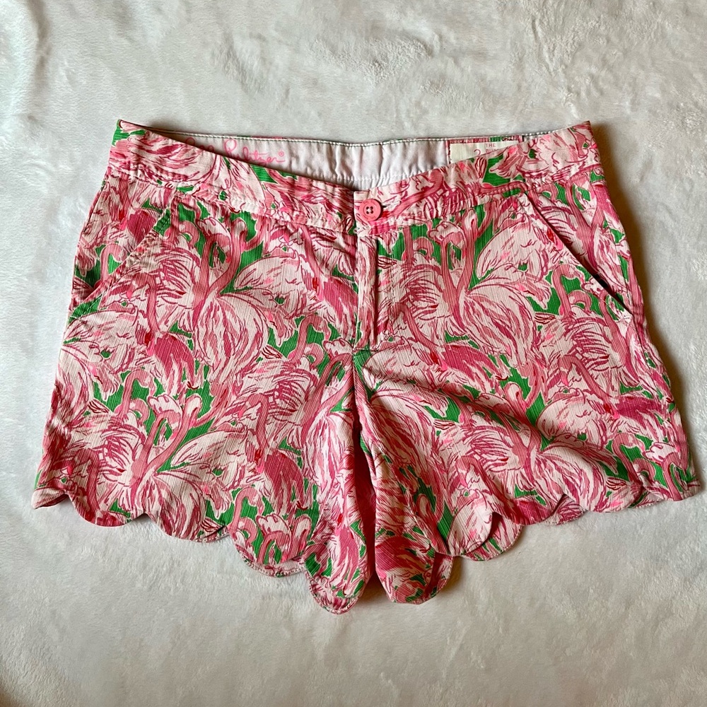 Lilly Pulizter Scalloped Edge Buttercup Short Pink Colony Flamingo